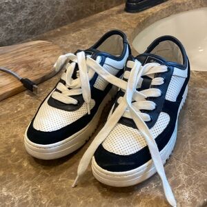 Dolce Vita Sneakers